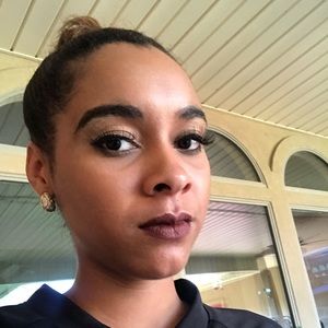 Meet your Posher, Jada